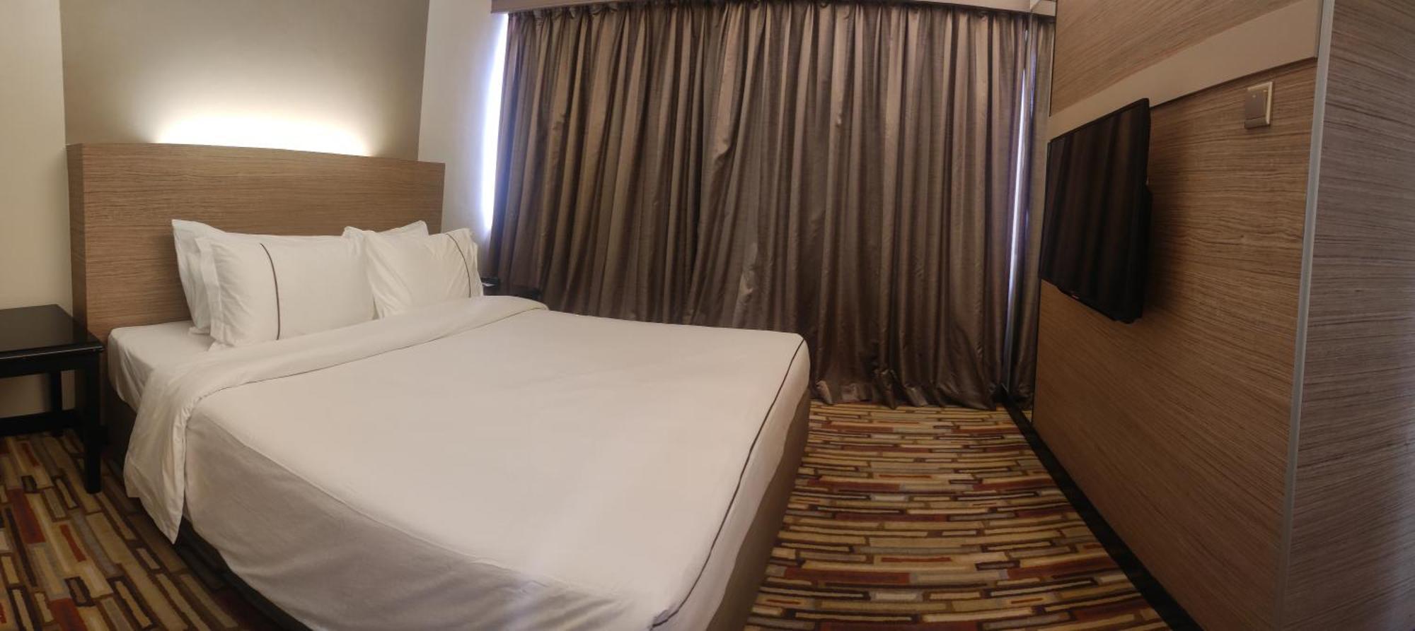 Harbour View Hotel Кучінг Екстер'єр фото